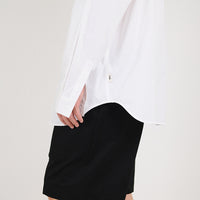 Men Oversized Shirt
- Off White - SM2305048A