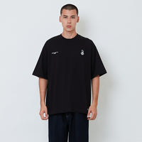 Men Printed Oversized Tee - Black - SM2603038E