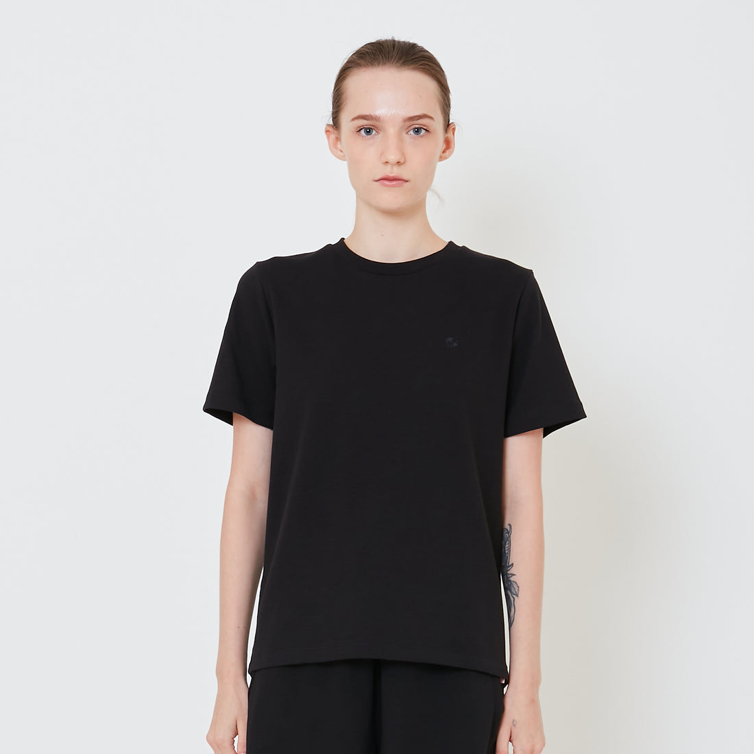 Women Embroidery Essential Tee - SW2409149