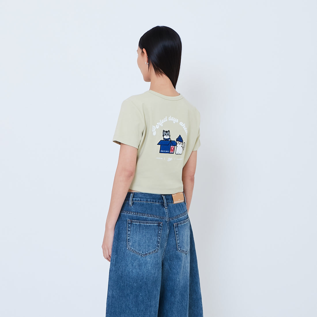 Women Graphic Cropped Top - SW2602039