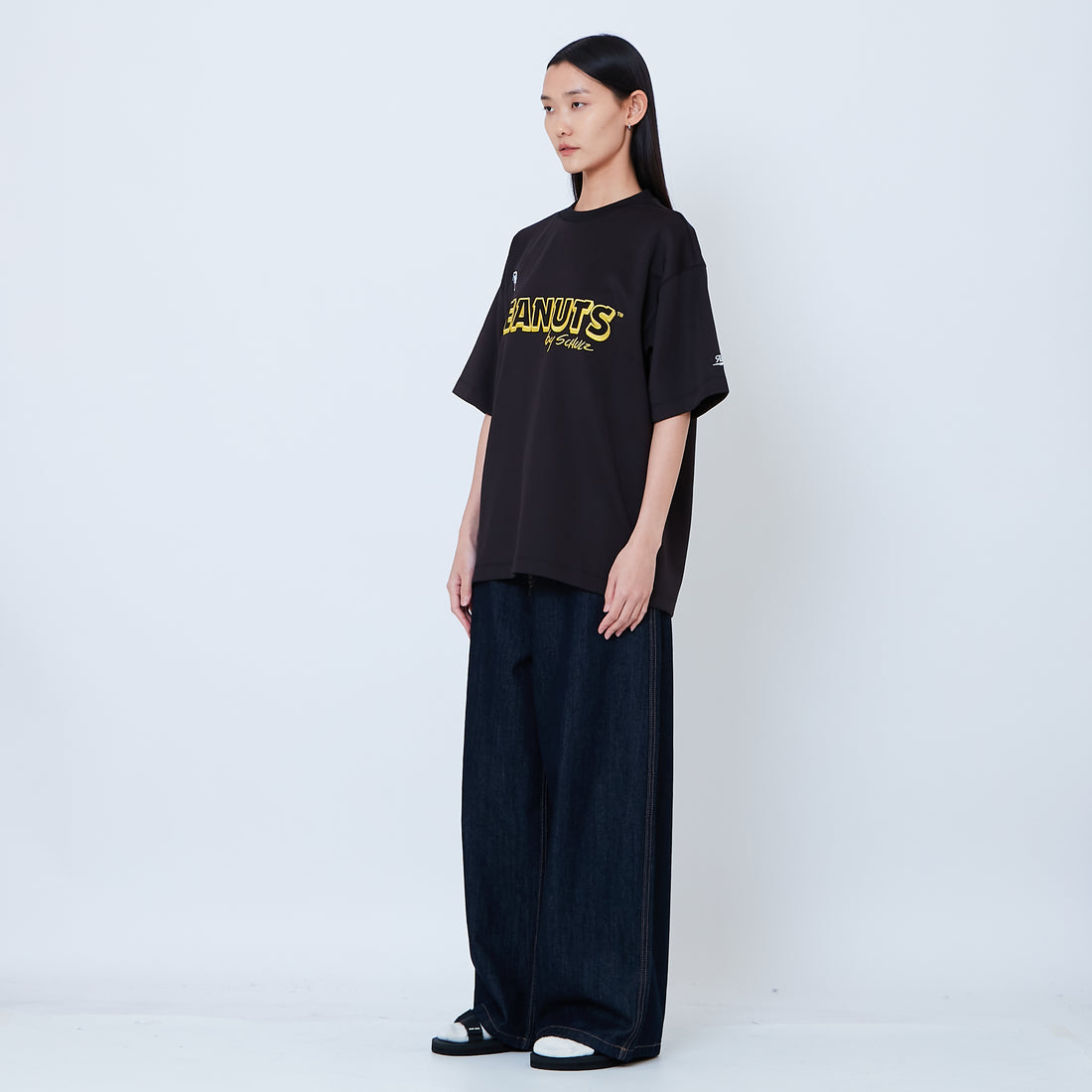 Peanuts Gender Neutral Printed Oversized Jersey Tee - Black - PU2605003D