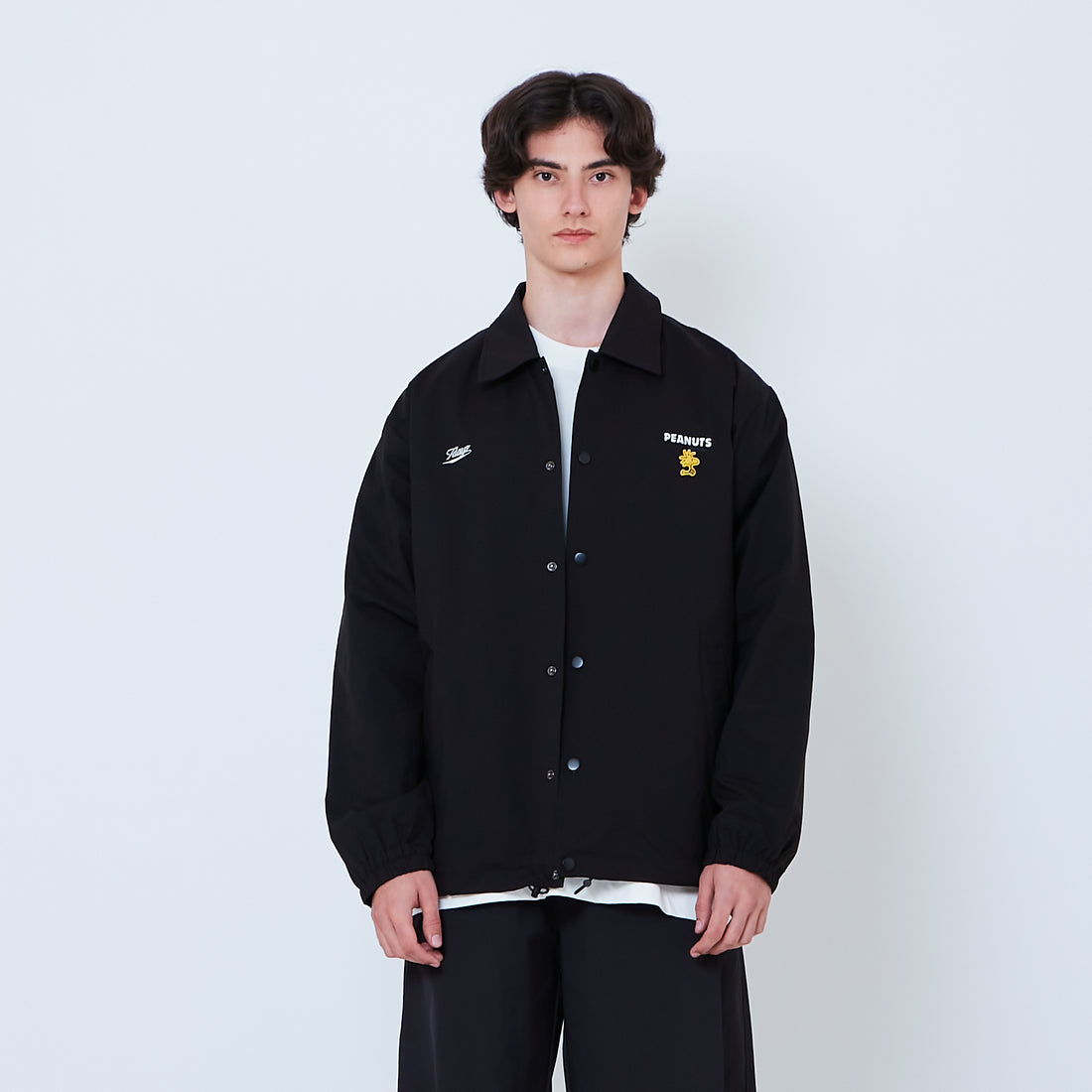 Peanuts Gender Neutral Oversized Couch Jacket - Black - PU2605005B