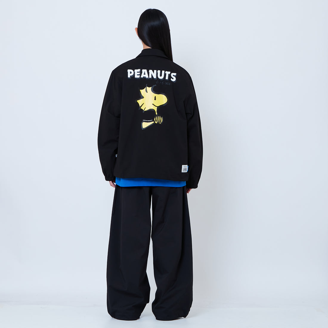 Peanuts Gender Neutral Oversized Couch Jacket - Black - PU2605005B