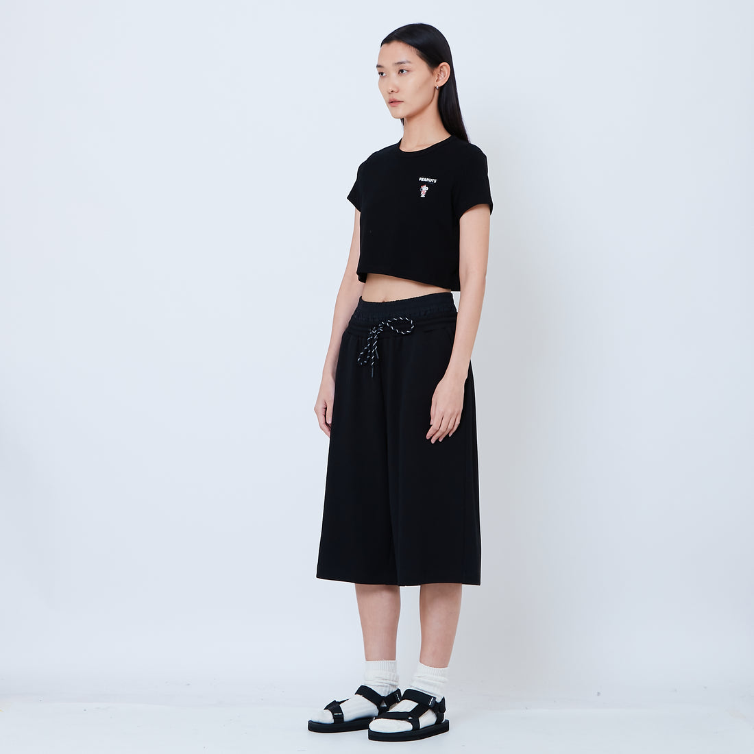 Peanuts Women Embroidery Cropped Tee - Black - PW2605002B