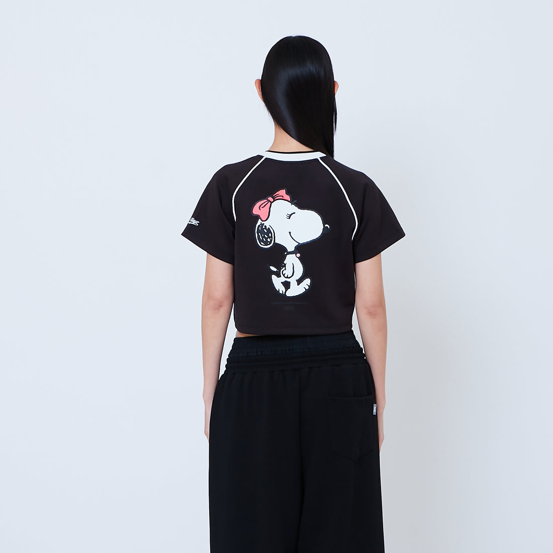 Peanuts Women Printed Cropped Jersey Tee - Black - PW2605003B