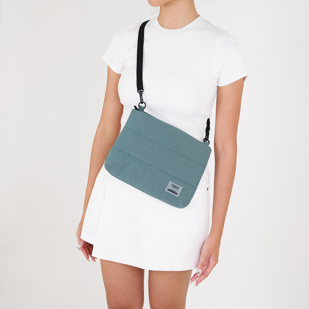 Puffie Pouch - Green - SA2301001C