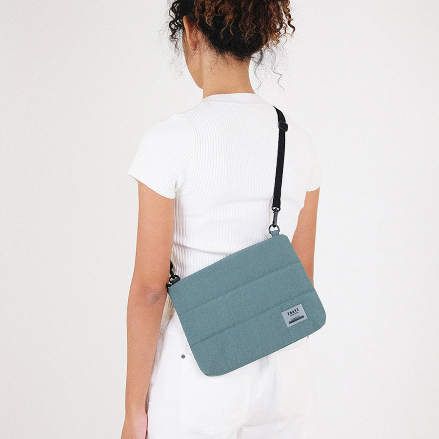 Puffie Pouch - Green - SA2301001C
