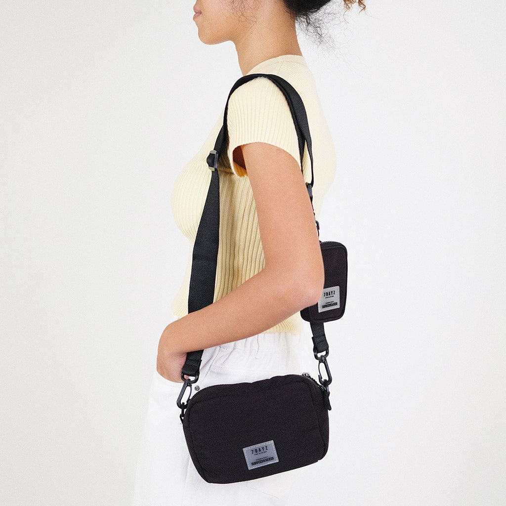 Puffie Shoulder Bag - Black - SA2301005D