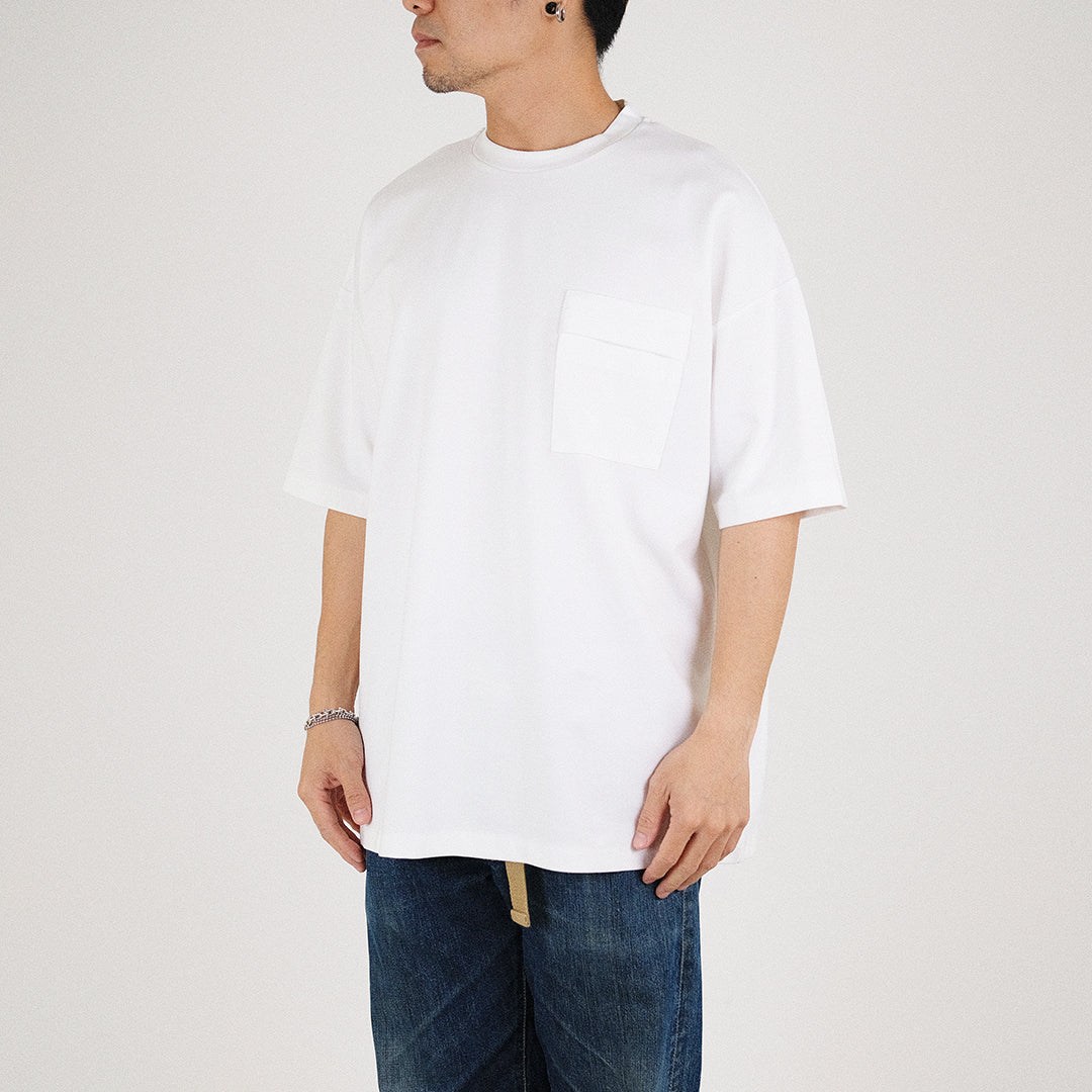 Men Essential Ultra-Wide Pocket Tee - SM2301002