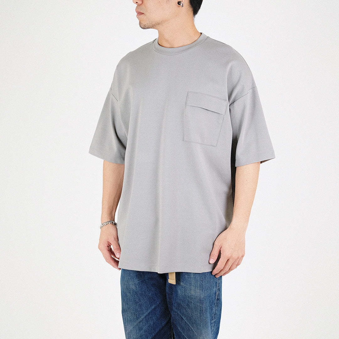 Men Essential Ultra-Wide Pocket Tee - SM2301002