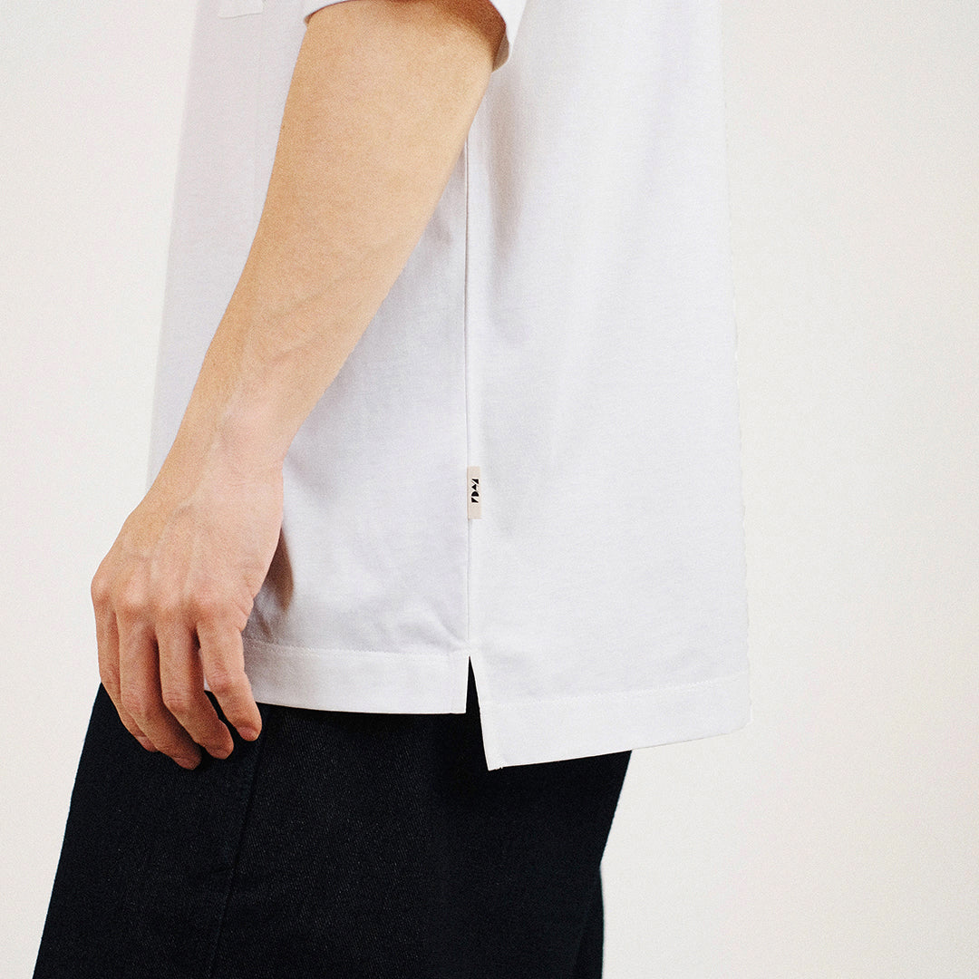 Men Oversized Pocket Tee - Off White - SM2308110A