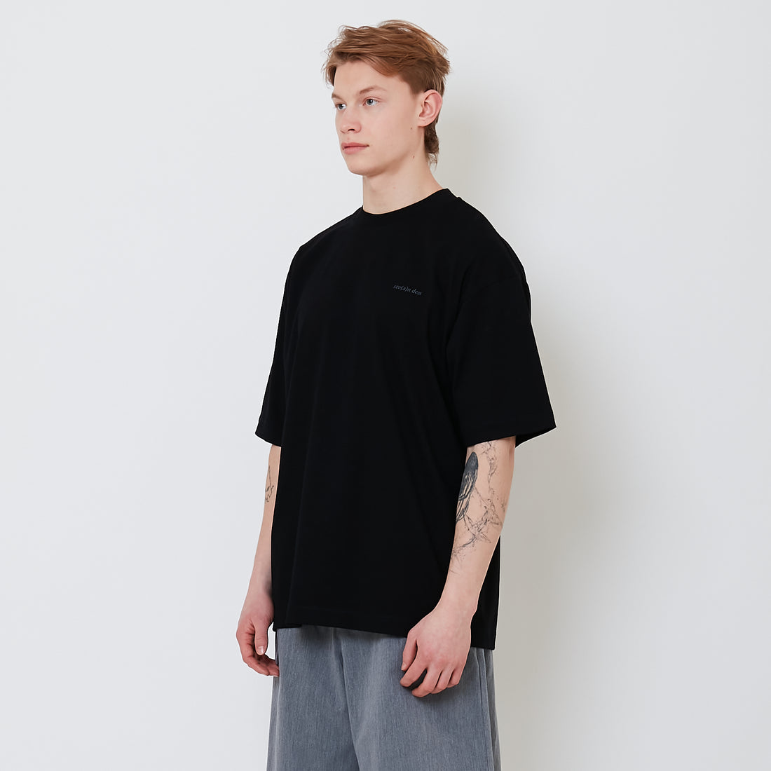 Men Printed Oversized Tee - Black - SM2501008D