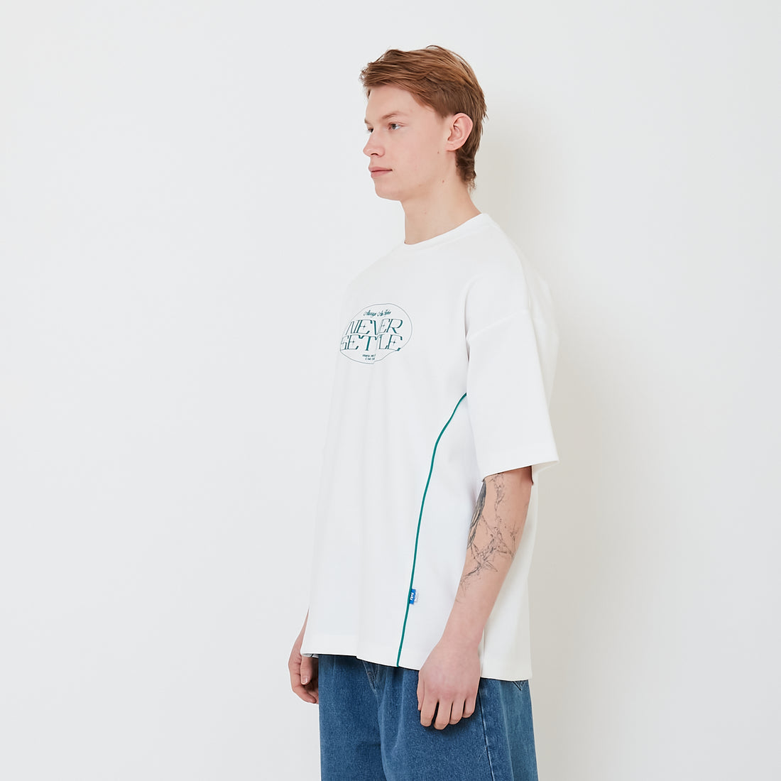 Men Oversized Contrast Tee - Off White - SM2502026A