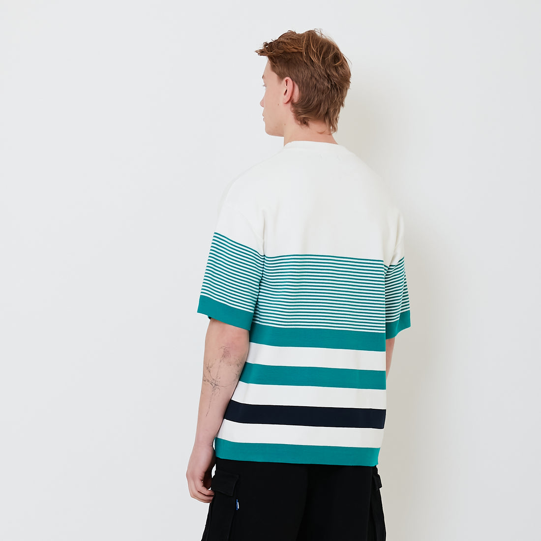 Men Oversized Stripe Sweater - Off White - SM2502035A
