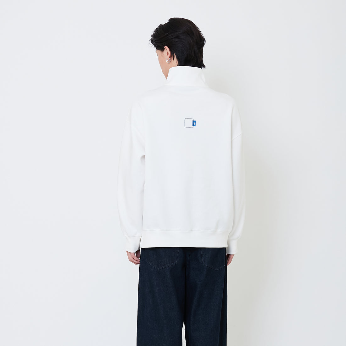 Men Oversized Quarter-Zip Sweatshirt - Off White - SM2505092A