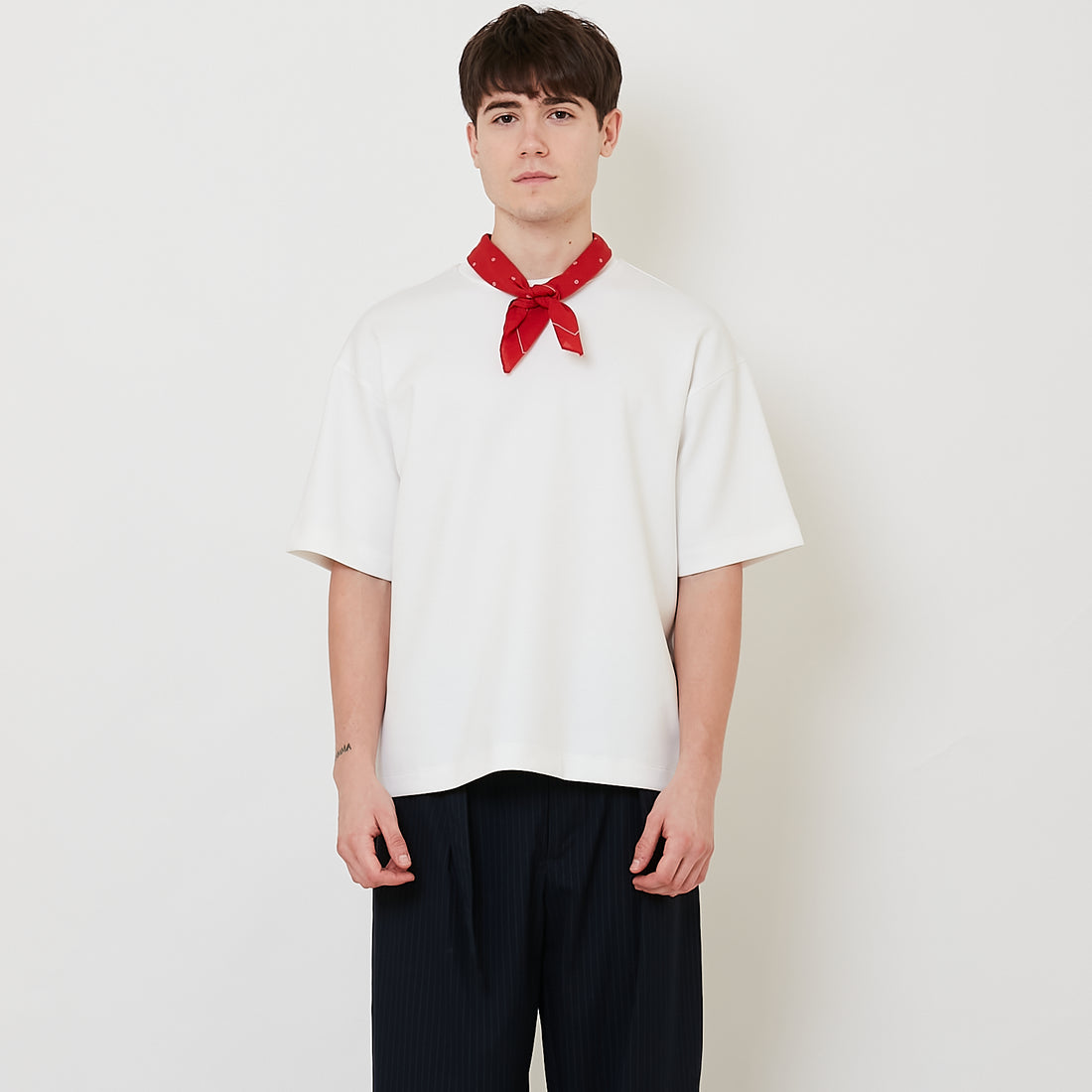 Men Oversized Neck-Tie Tee - Off White - SM2509143A