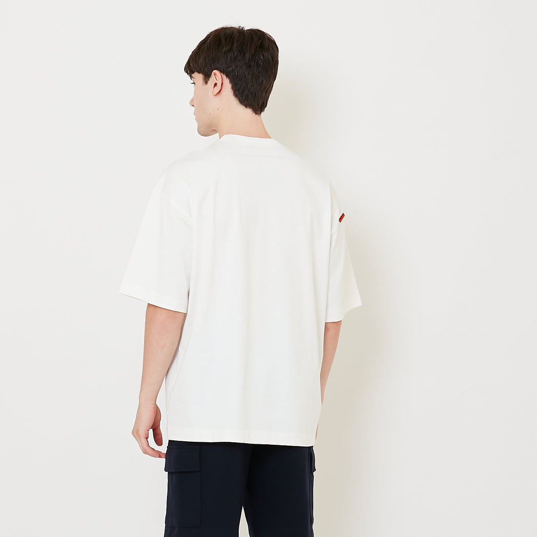 Men Printed Oversized Tee - Off White - SM2511191A