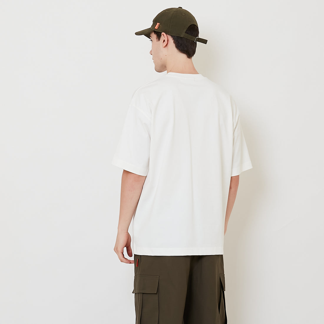 Men Oversized Tee - Off White - SM2512205A