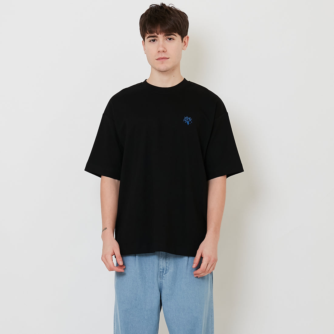 Men Embroidery Oversized Tee - Black - SM2512211D