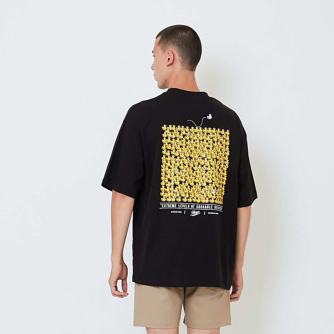 Men Printed Oversized Tee - Black - SM2601011B