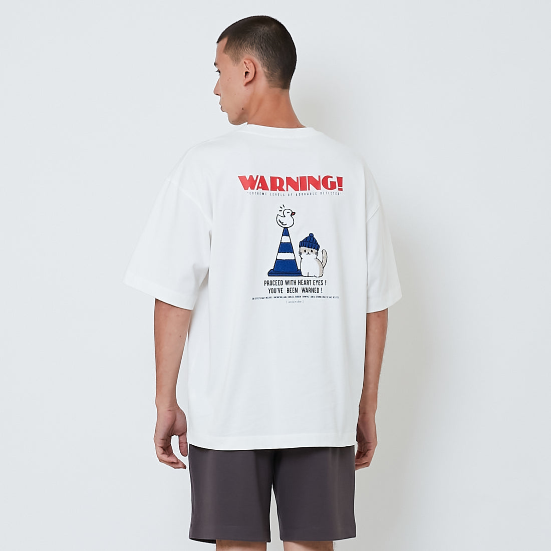 Men Embroidery Oversized Tee - Off White - SM2601012A
