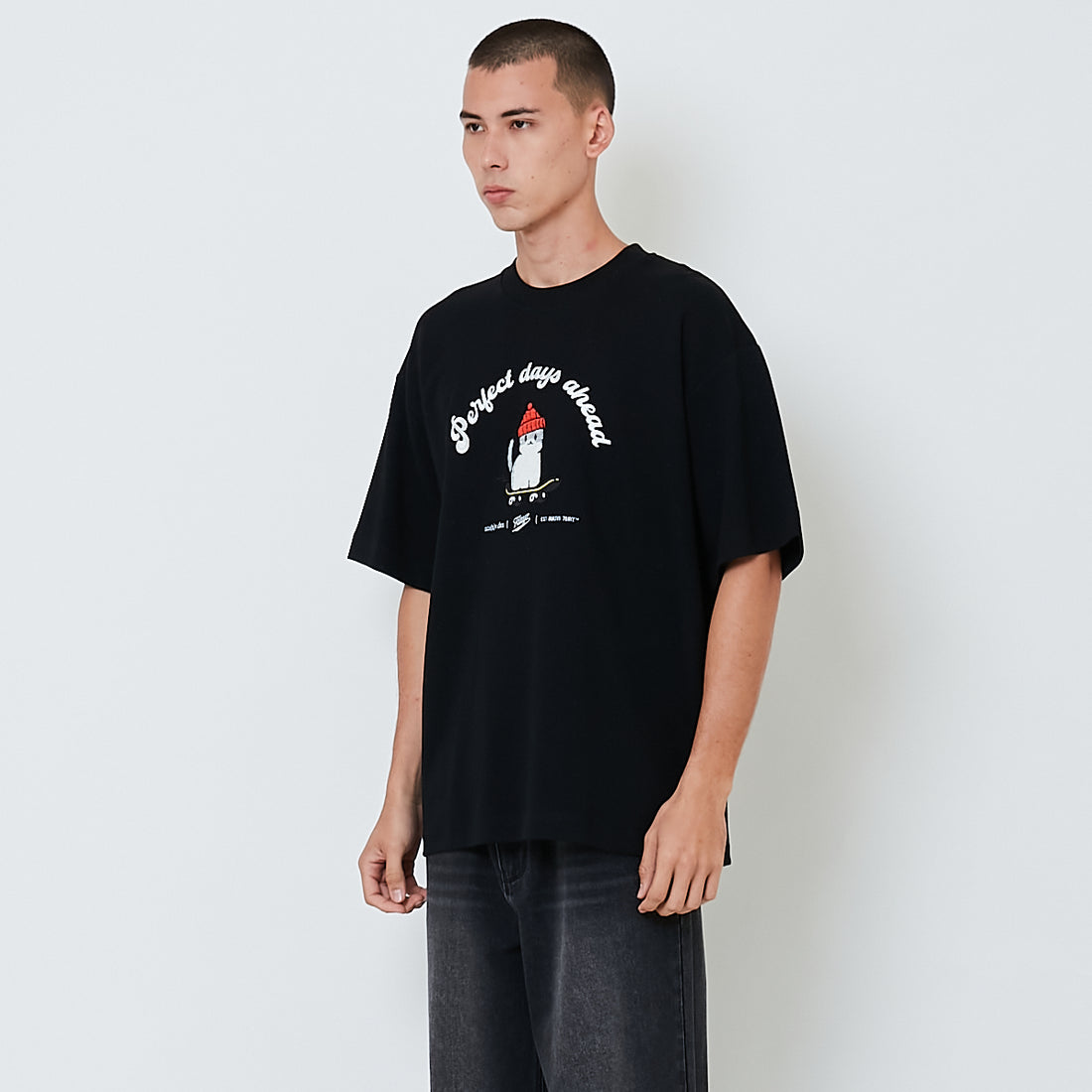 Men Embroidery Oversized Tee - Black - SM2602026D