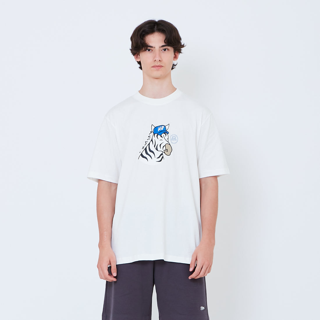 Men Graphic Tee - Off White - SM2602068A