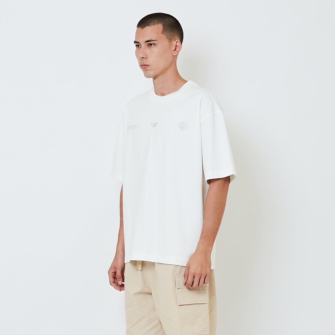 Men Printed Oversized Tee - Off White - SM2603041A