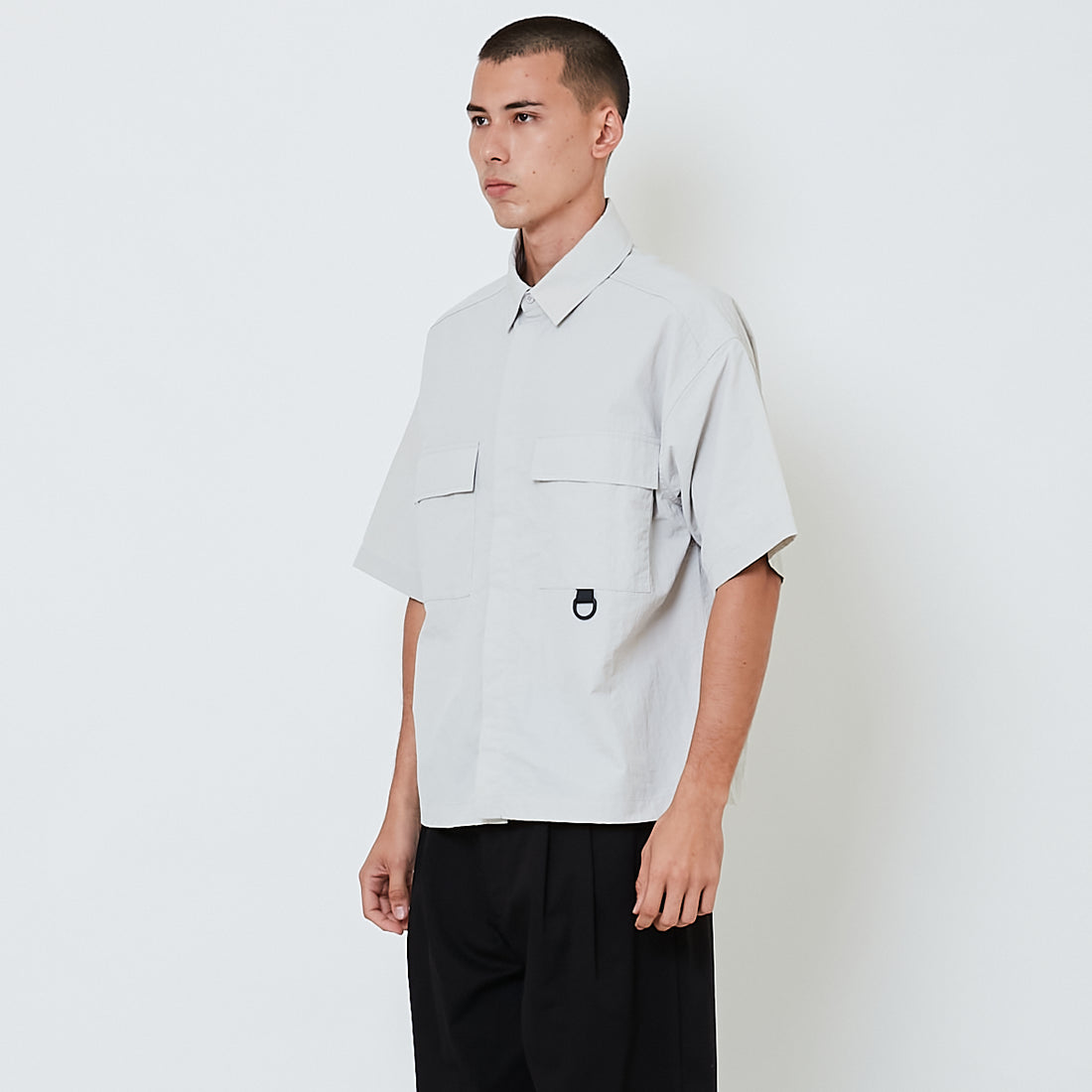 Men Cropped Nylon Shirt - Light Grey - SM2605094A