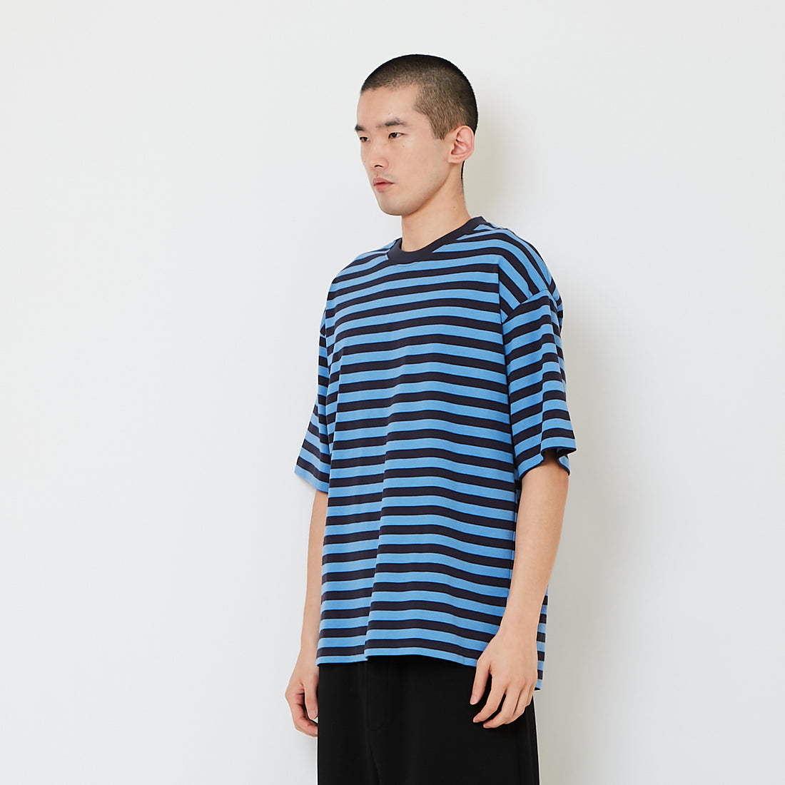 Men Oversized Stripe Tee - Navy - SM2606099B