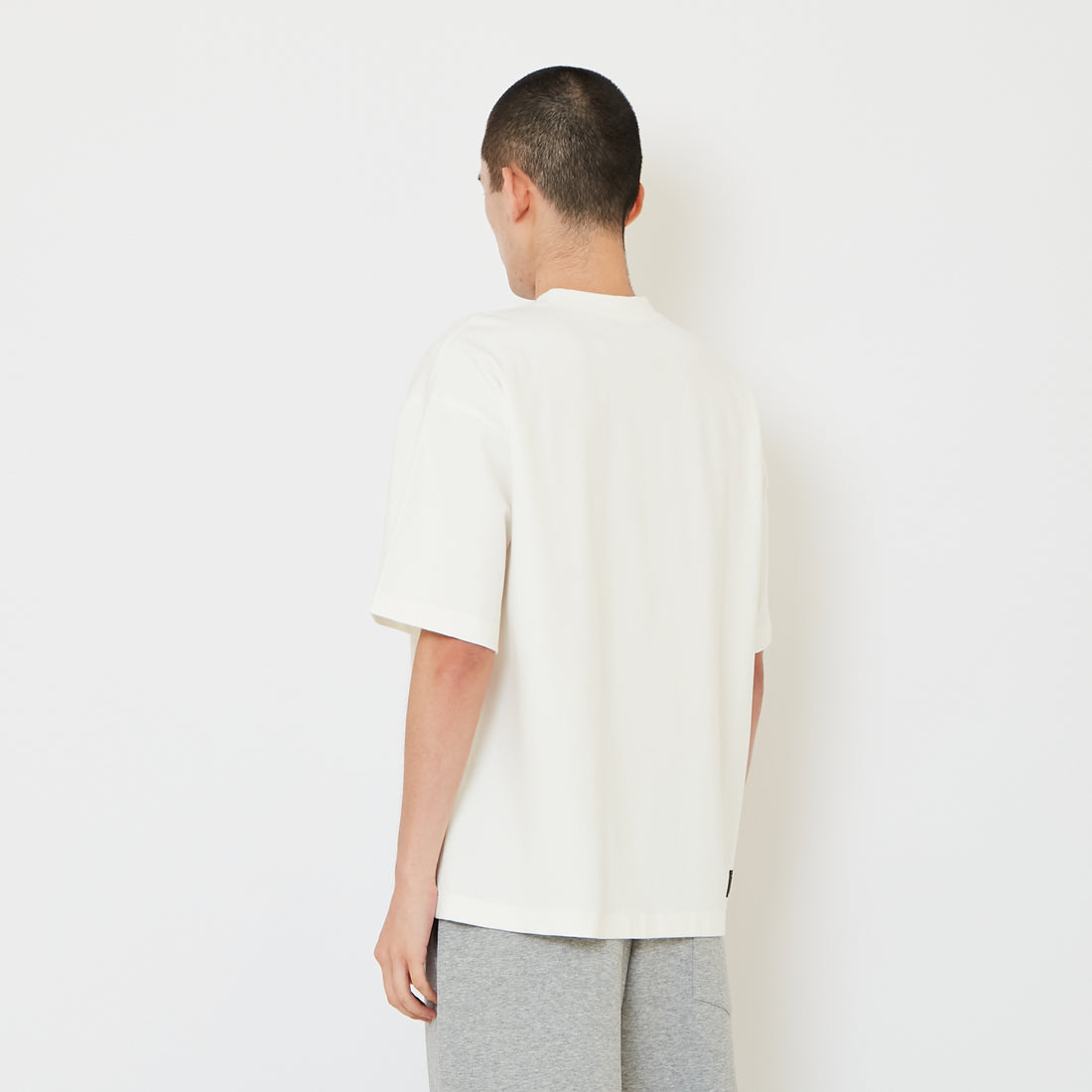 Men Printed Oversized Tee - Off White - SM2606128A