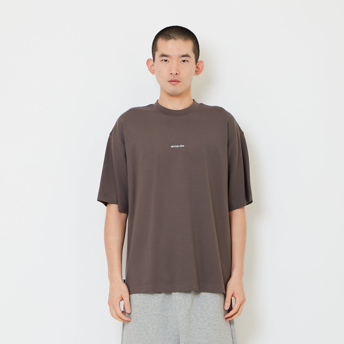 Men Printed Oversized Tee - Metal - SM2606128E