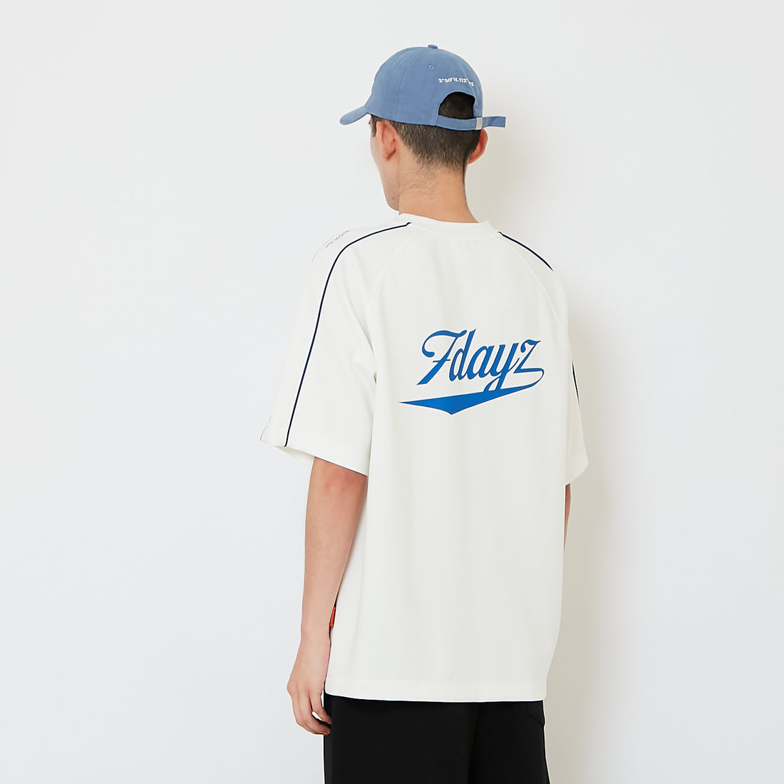 Men Printed Oversized Jersey Tee - Off White - SM2607109A