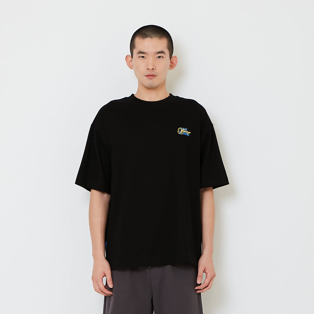 Men Printed Oversized Tee - Black - SM2607159D
