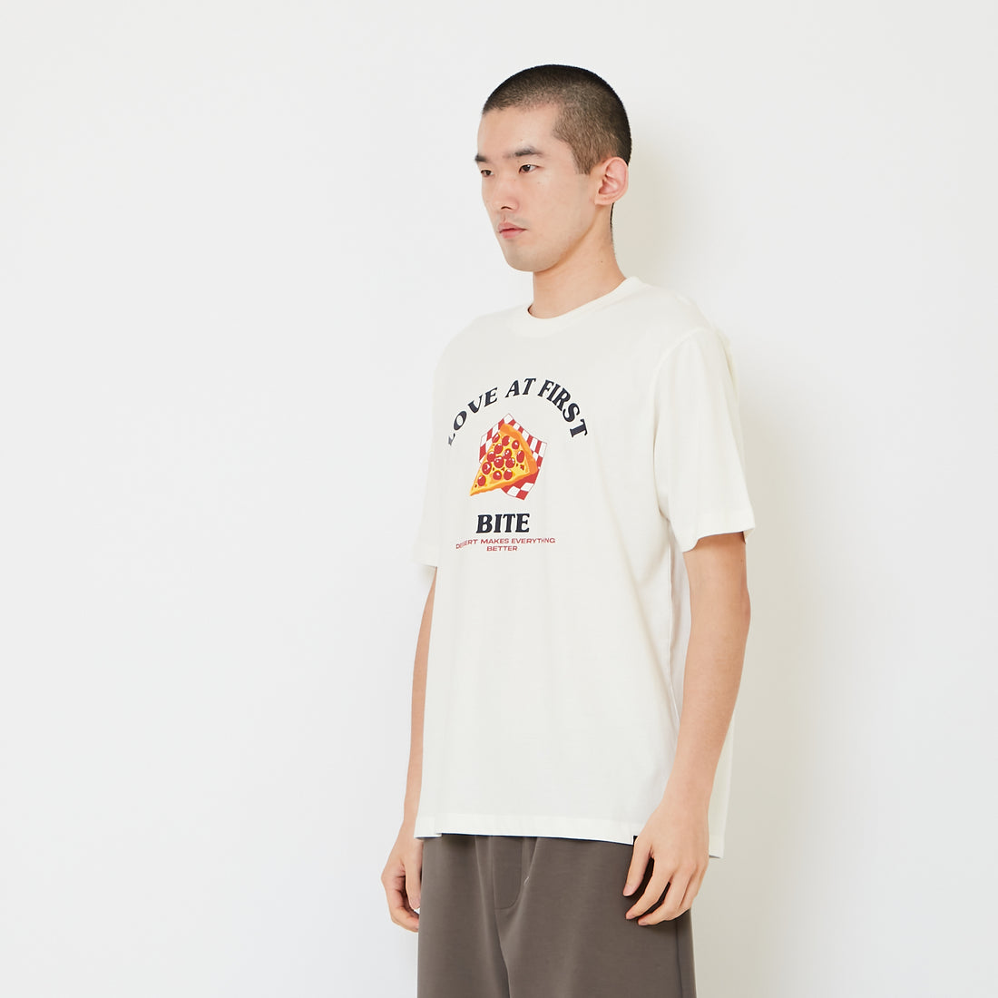 Men Graphic Tee - Off White - SM2608213A