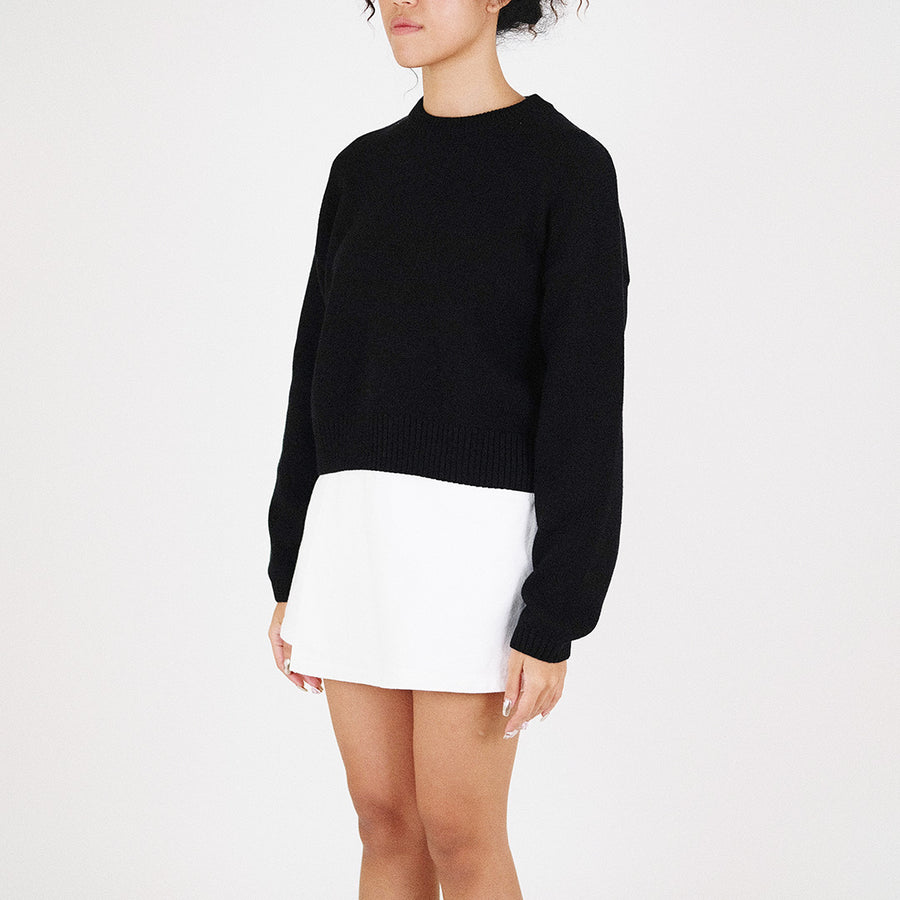 Women Cropped Sweater - Black - SW2301007D