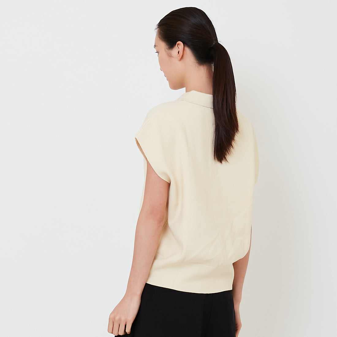 Women Sleeveless Knit Top - Cream - SW2501013B
