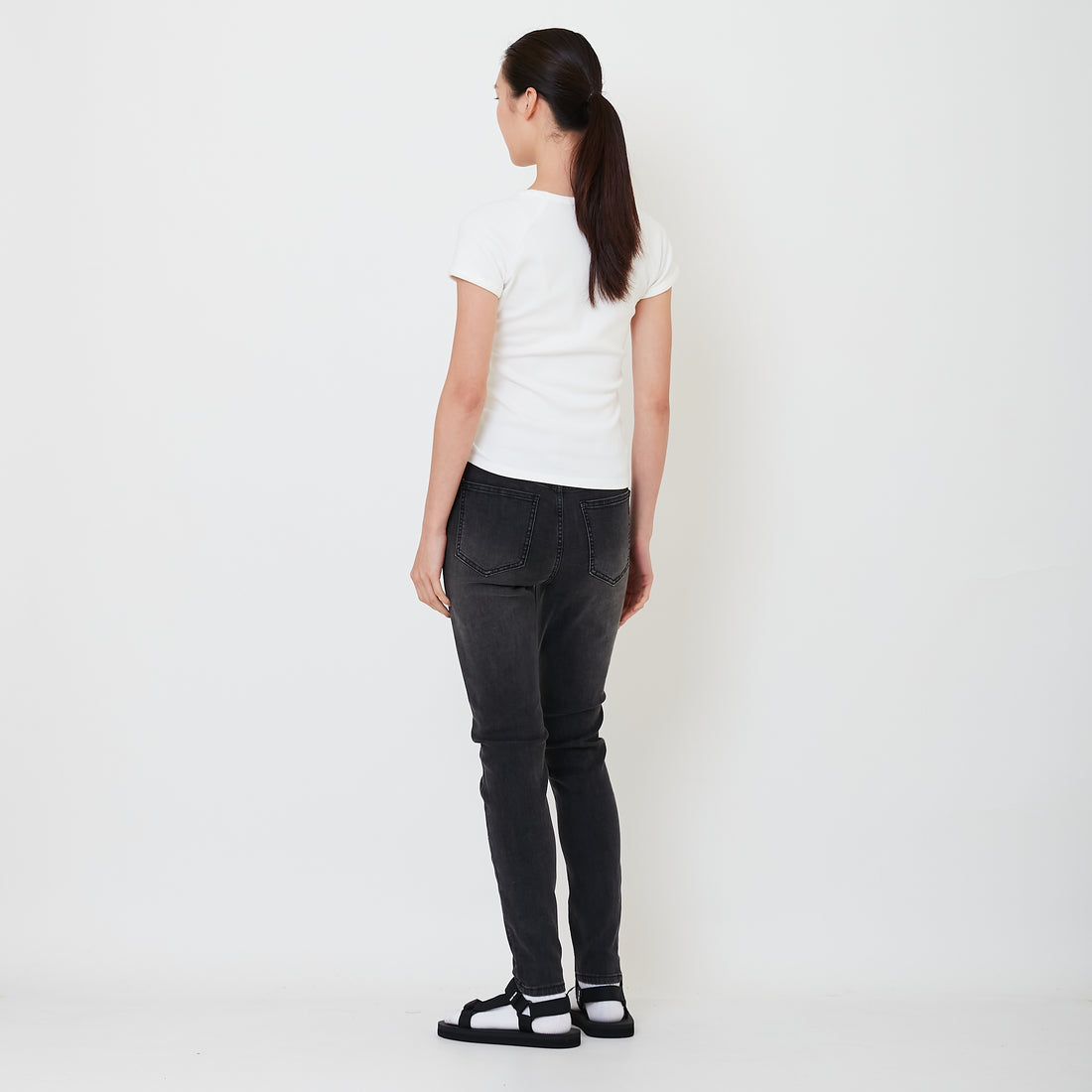 Women Skinny Jeans - Black - SW2501020B