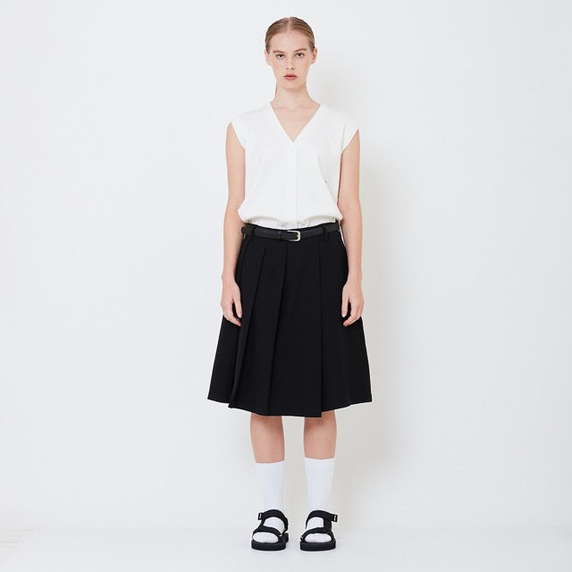 Women Pleated Shorts - Black - SW2505100B