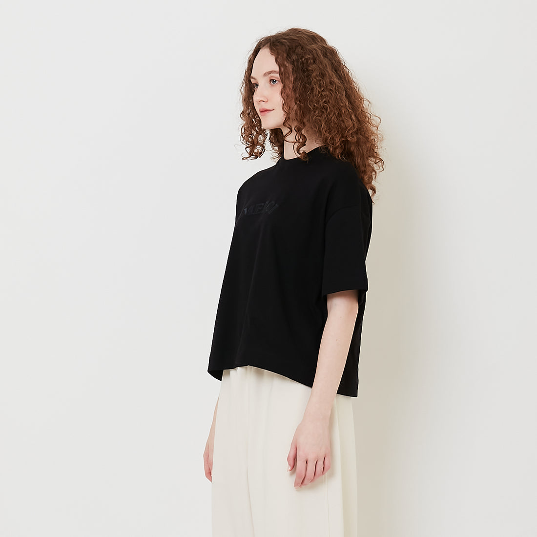 Women Embroidery Top - SW2509139