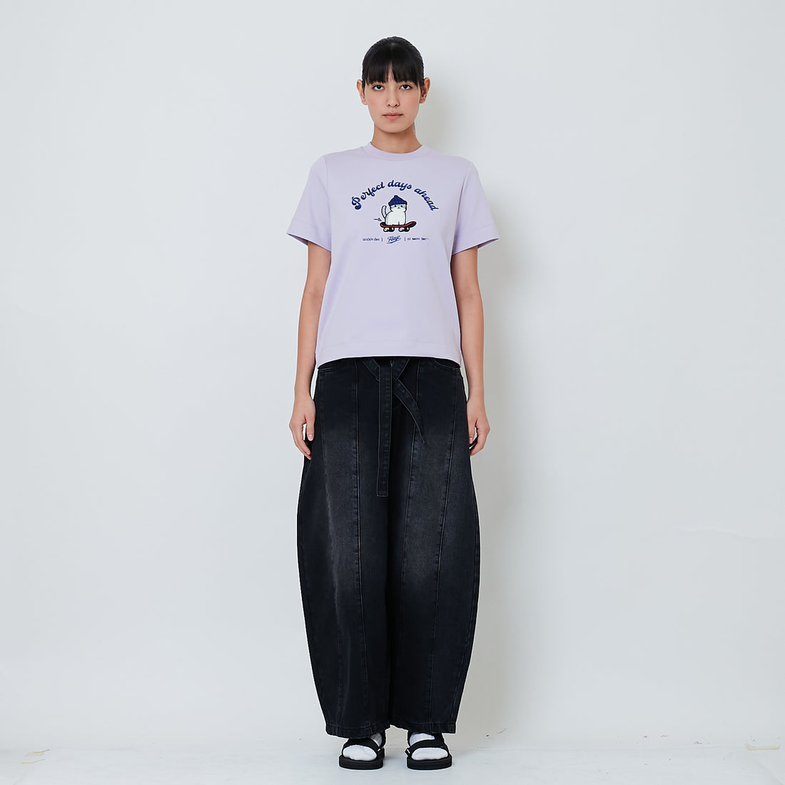 Women Baggy Jeans With Belt - Black - SW2603082B