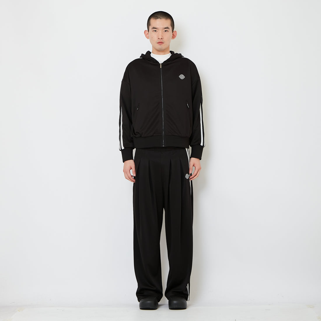Genderless Pleated Track Pants - Black - SW2606145D