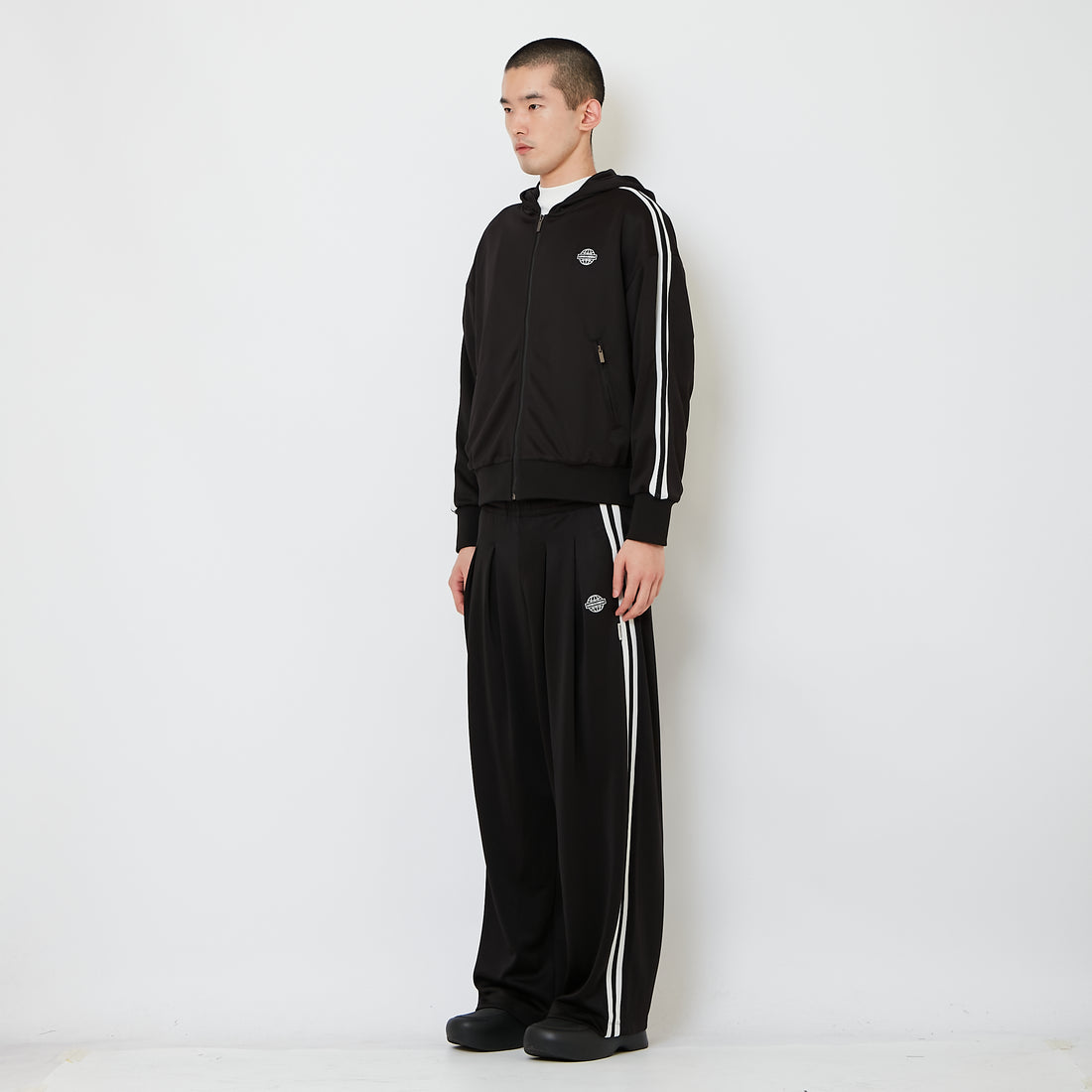 Genderless Pleated Track Pants - Black - SW2606145D