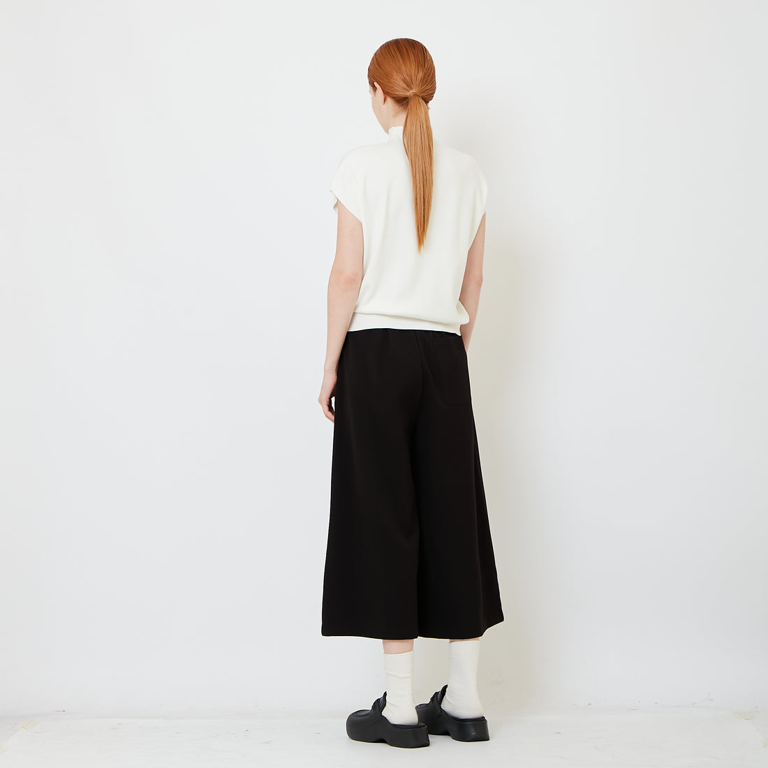 Women Pleated Pants - Black - SW2607200B
