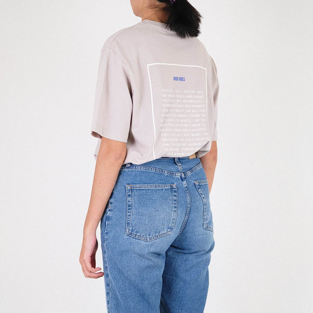 Men Graphic Tee
 - Light Grey - SM2212132B