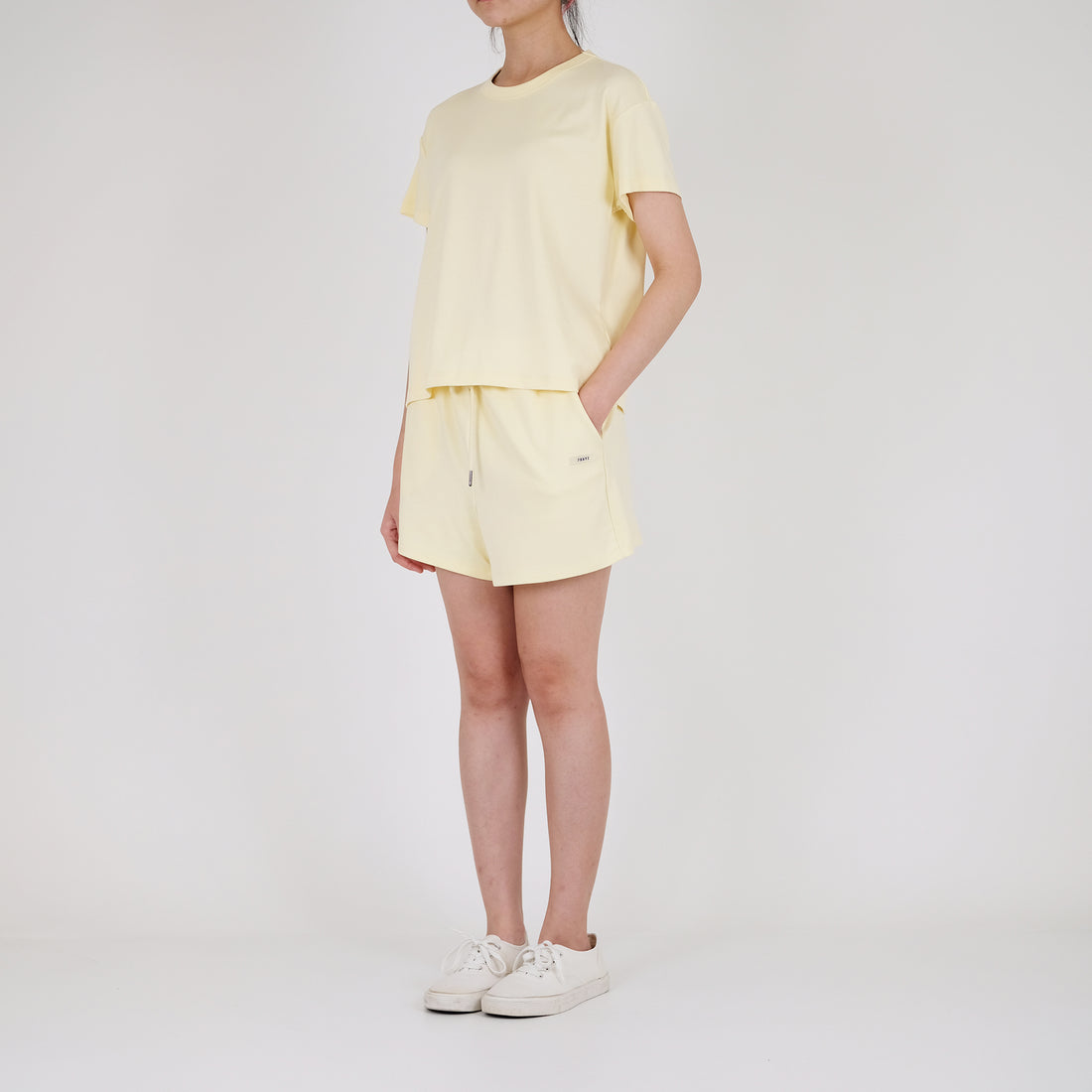 Women Essential Crew Neck Top - SW2211553
