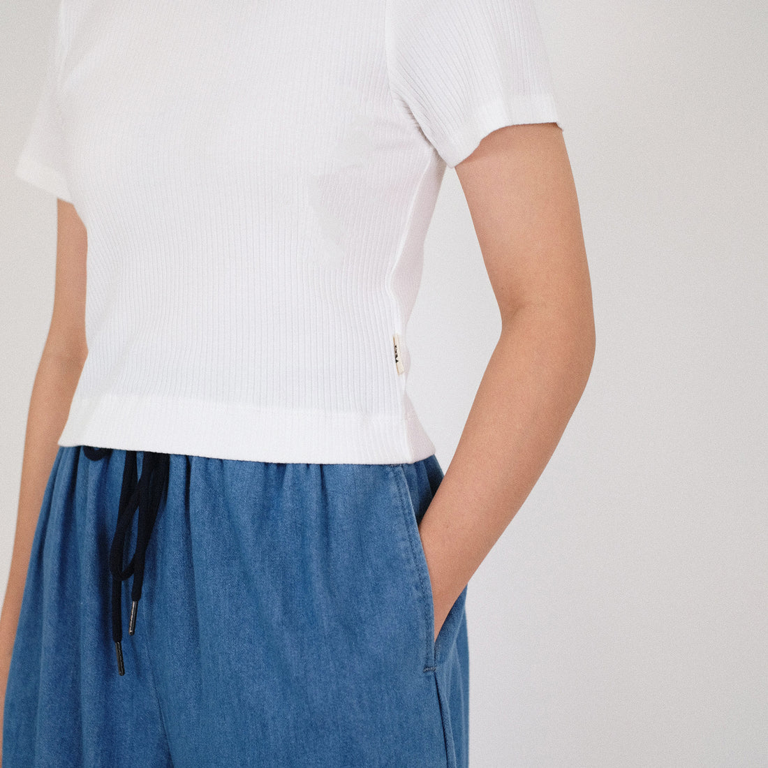 Women Cropped Rib Top - SW2210588