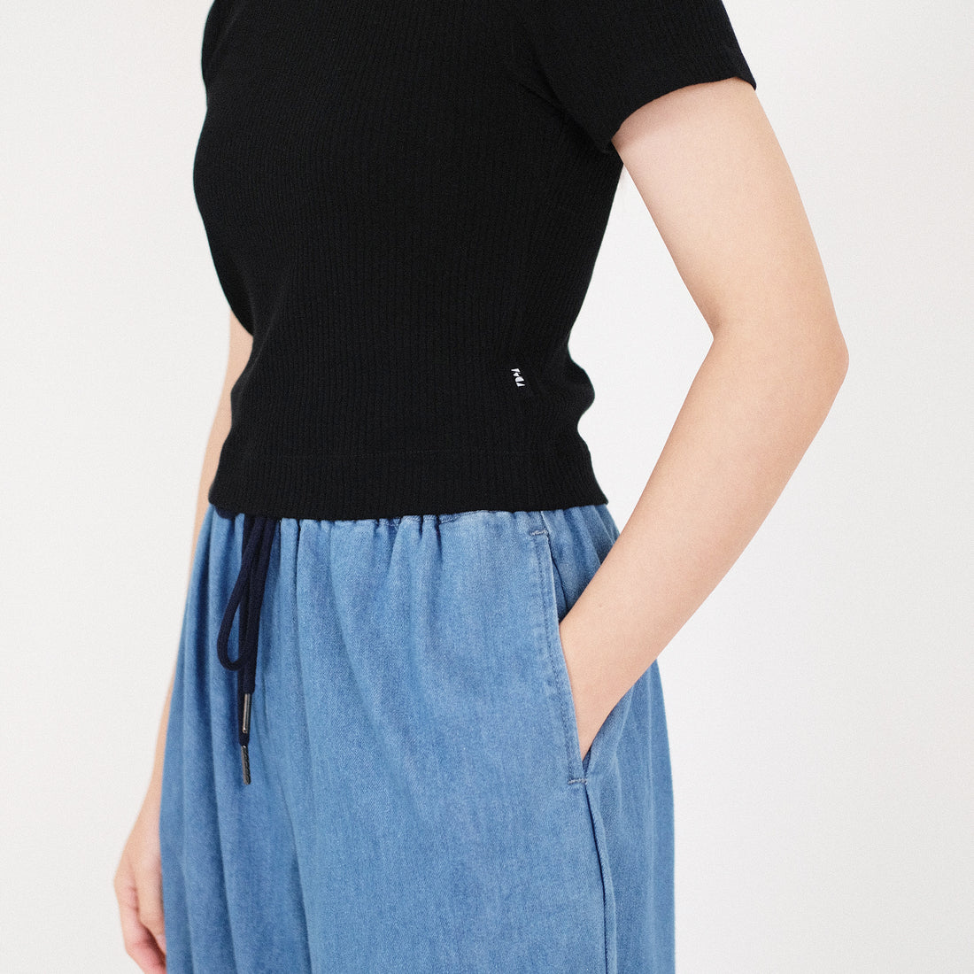 Women Cropped Rib Top - SW2210588