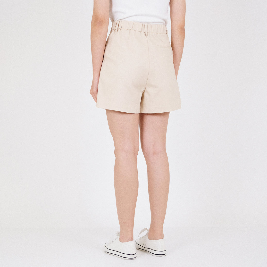 Women Elastic Waist Stretch Shorts - SW2211566