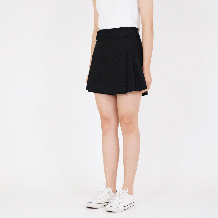 Women Asymmetrical Pleated Skort - Black - SW2211568B